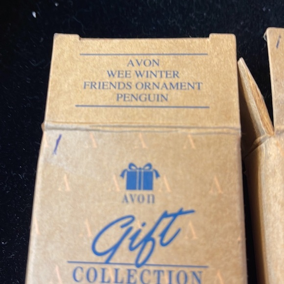 Avon Vtg Set o/2 Wee Winter Friends Ornaments 1 Seal & 1 Penguins In orig boxes - Picture 2 of 11